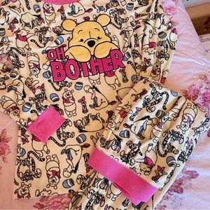 NEW Winnie the Pooh Pink Cream Pajama Set Pants Disney long sleeve small winter